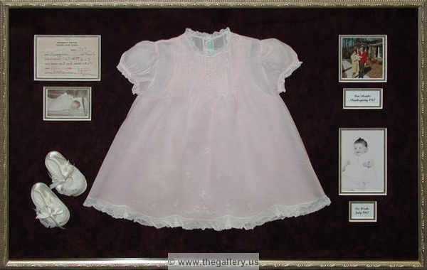 Christening gown shadow box






The Gallery at Brookwood
www.thegallery.us
770-941-3394
Your Custom Framing Expert
Picture Framing Examples
Custom Framing Examples
Shadowbox Examples
dress_photos