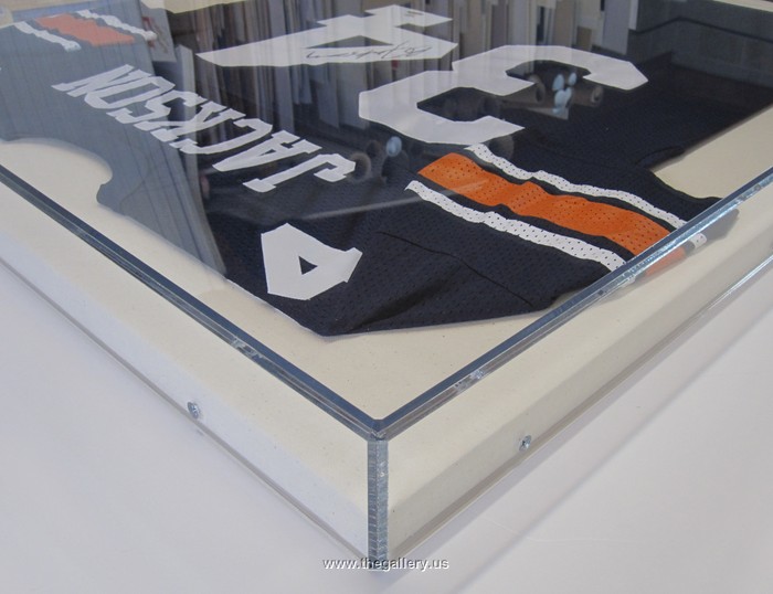 sports_fanatic.jpg Custom Frames and Moulding Shipped Nationwide.
Call 770-941-3394