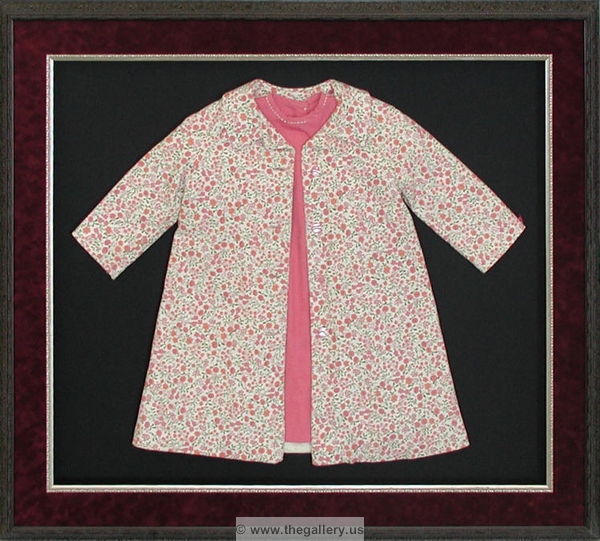 Shadowbox Coat






The Gallery at Brookwood
www.thegallery.us
770-941-3394
Your Custom Framing Expert
Picture Framing Examples
Custom Framing Examples
Shadowbox Examples
coat