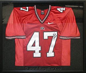  Signed jersey shadow box.

The Gallery at Brookwood
www.thegallery.us
770-941-3394
Your Custom Framing Expert
Picture Framing Examples
Custom Framing Examples
Shadowbox Examples